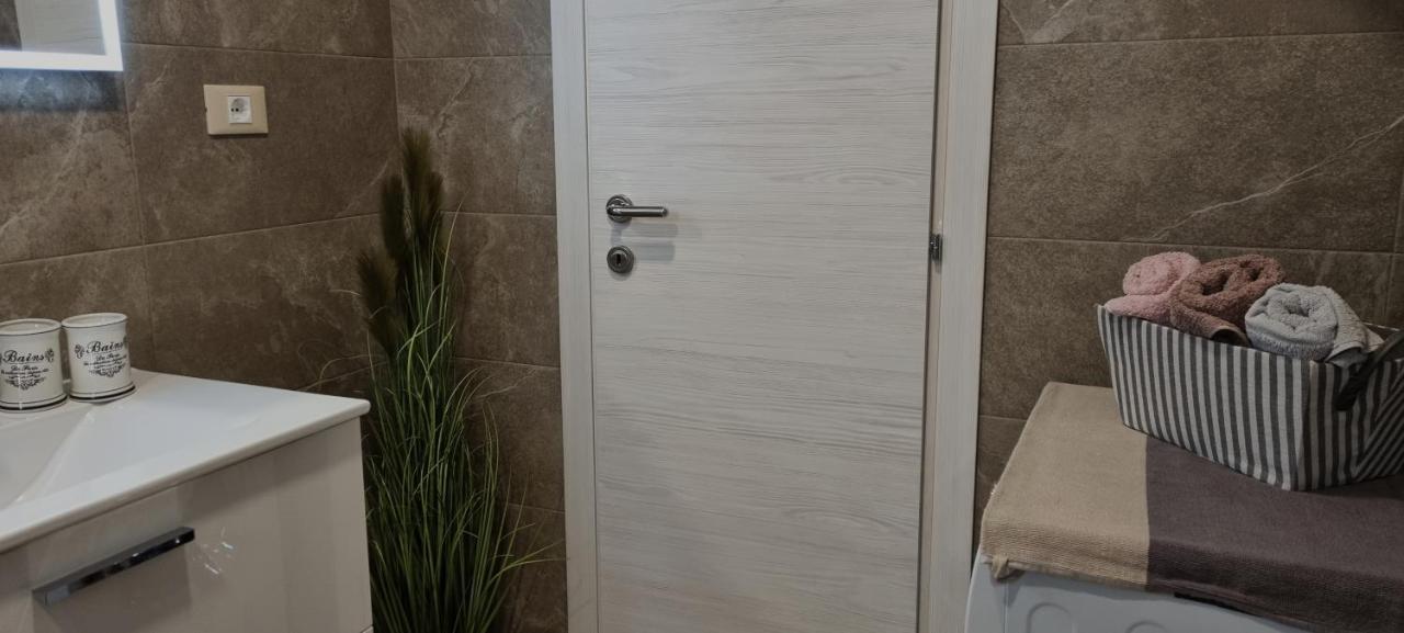 N&G Apartments Rovinj Ngoại thất bức ảnh