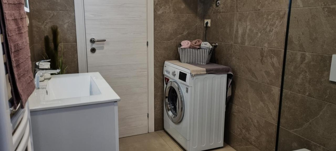 N&G Apartments Rovinj Ngoại thất bức ảnh